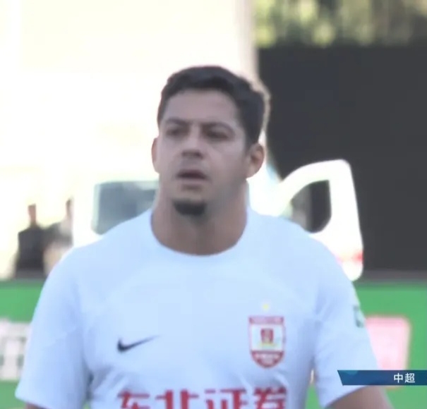 长春亚泰闯入夺冠圈，球队备战士气高涨